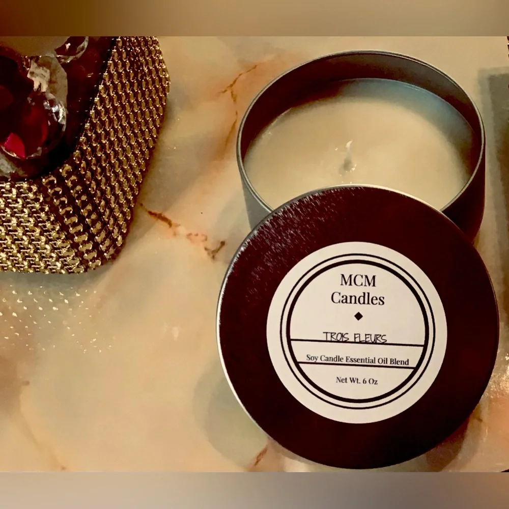 Trois Fleurs by MCM Candles